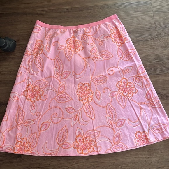 New York & Company Women Skirt Size Medium NWOT - Picture 2 of 2